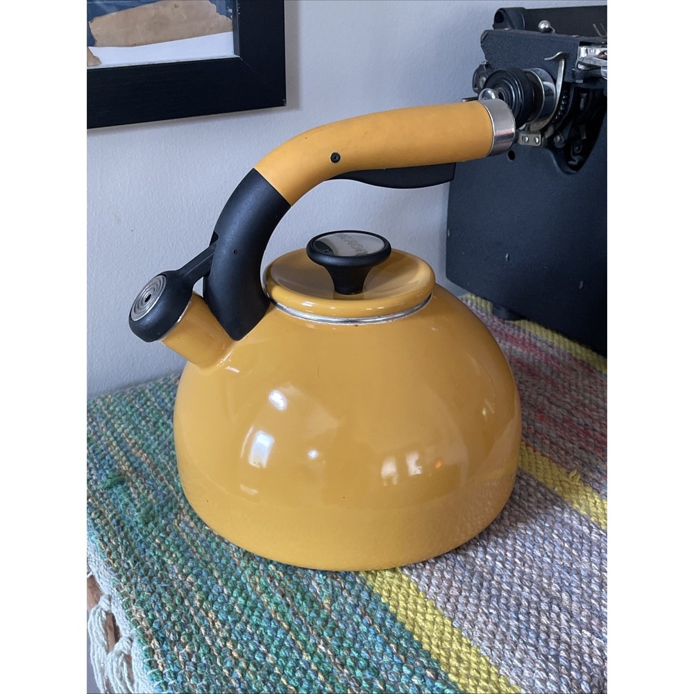 Circulon 2 Quart Whistling Tea Kettle Yellow Enamel on Steel Excellent